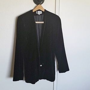 Vintage black two-button velvet blazer